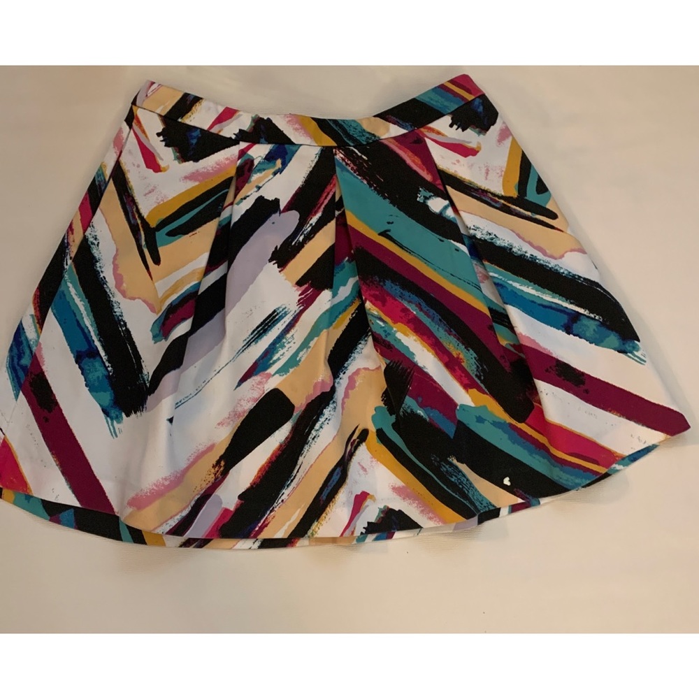 H&M Short Multicolor Zippered Pleated Skirt Size 8